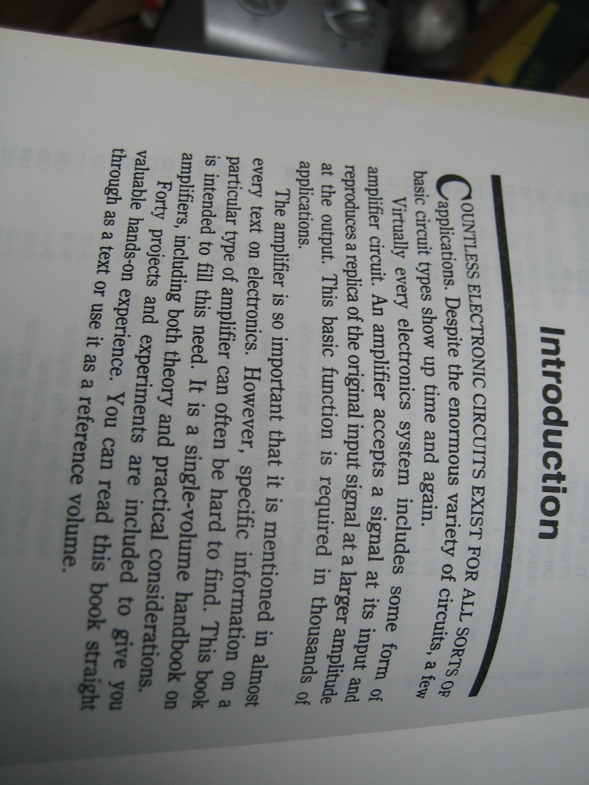 Amplifiers SIMPLIFIED with 40 PROJECTS by Delton T. Horn First Edition Circuits