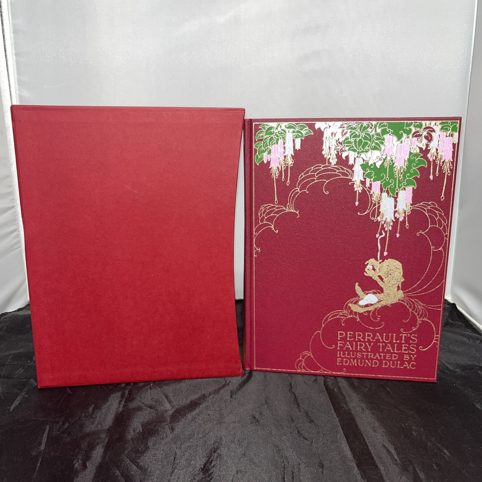 Perrault’s Fairy Tales – The Folio Society w/Slipcase – Edmund Dulac Illustrated