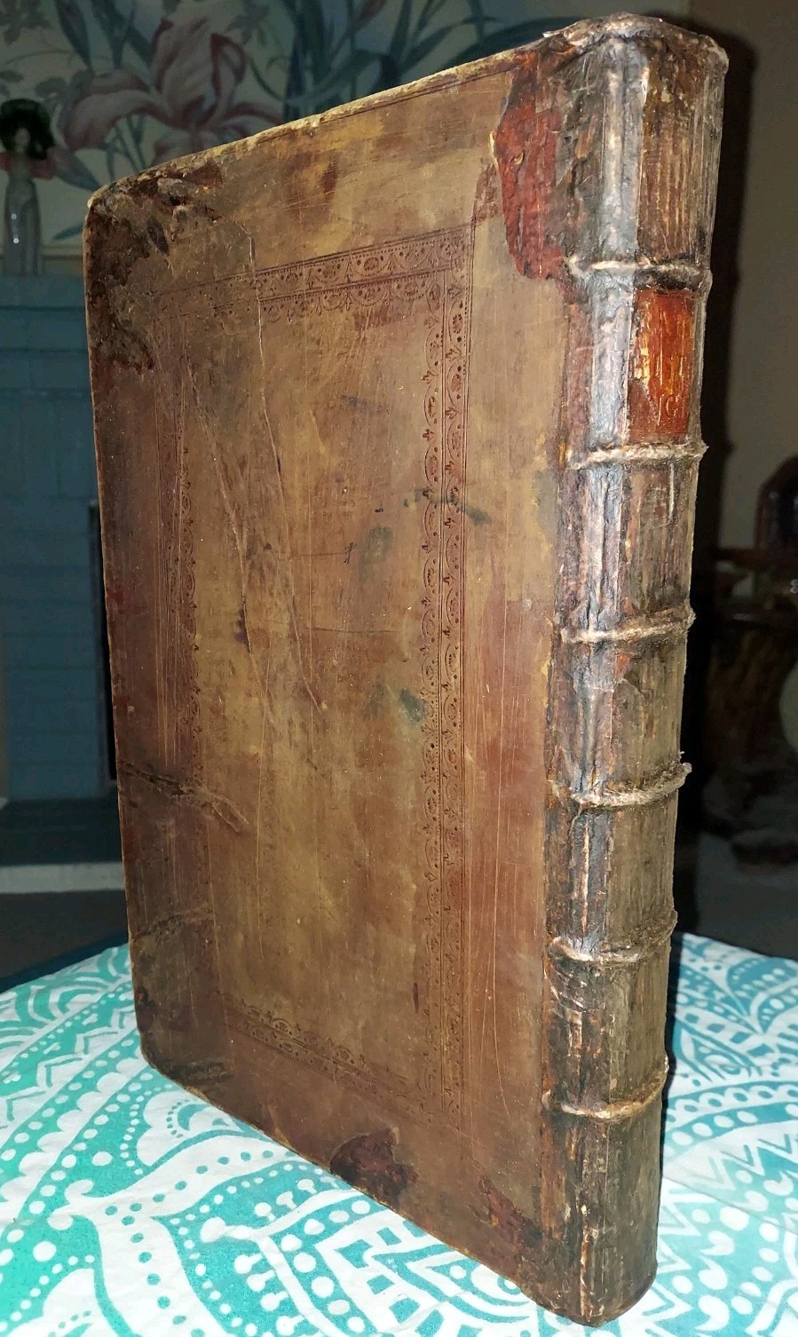 1747 History of England XL 10×16″ Folio Leather Illustrations Map Rare