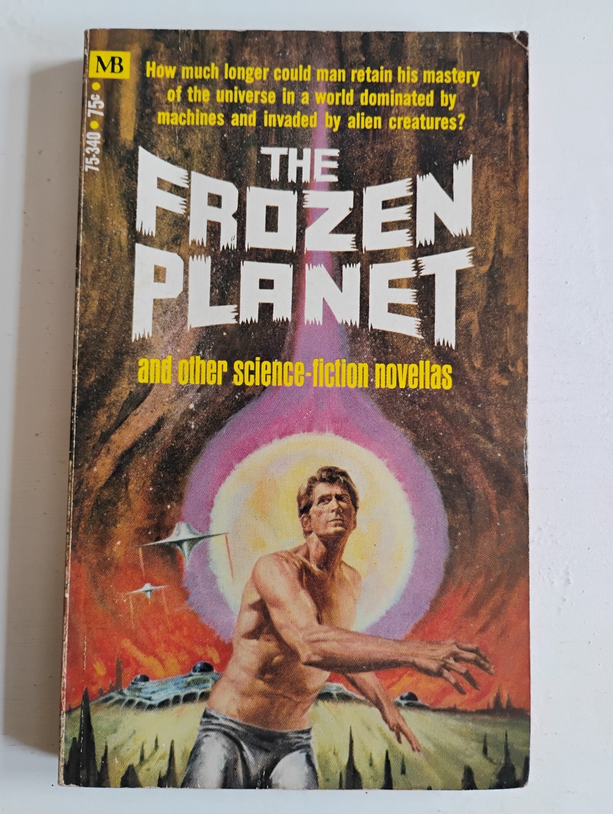 The Frozen Planet & Other Science Fiction Novellas – 1970 MB Vintage Paperback