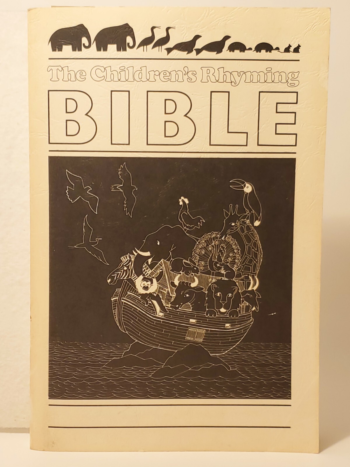 1982 The Children’s Rhyming Bible in verse signed by author Bettie Tucker