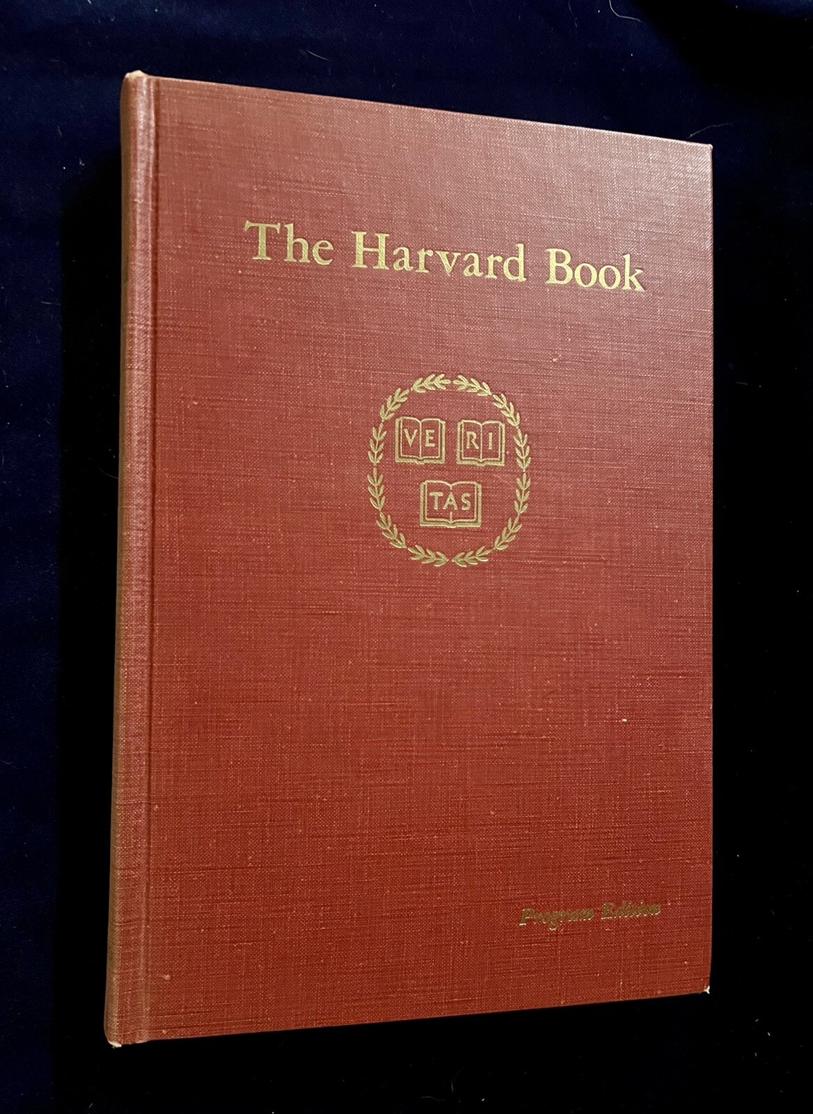 THE HARVARD BOOK Program Edition CAMBRIDGE MA 1960 1st Ed WM BENTINCK-SMITH