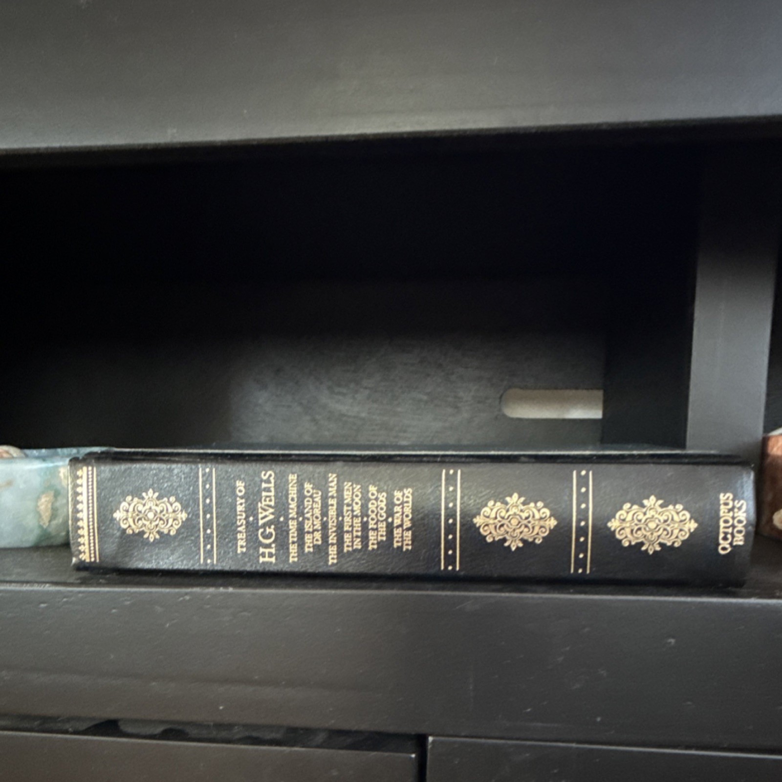 H. G. Wells Treasury Hardcover 1st Edition 1985 Octopus Books Limited