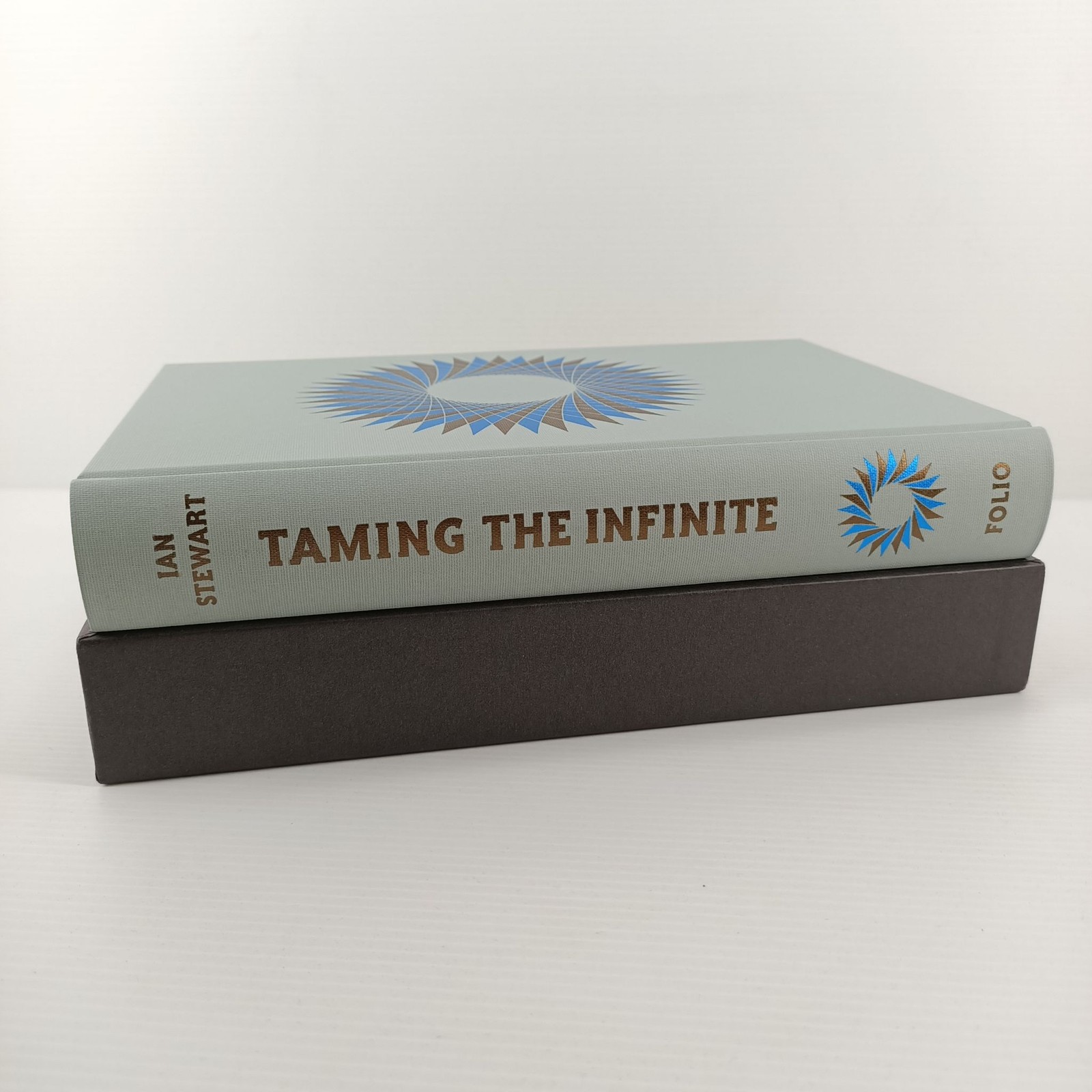 Folio Society Taming The Infinite Ian Stewart 2012 Hardback Slipcased Book