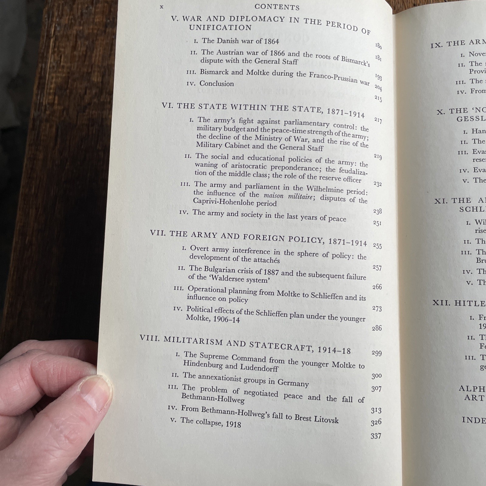 The Politics of The Prussian Army 1640-1945 Gordon A. Craig 1955 Oxford Press.