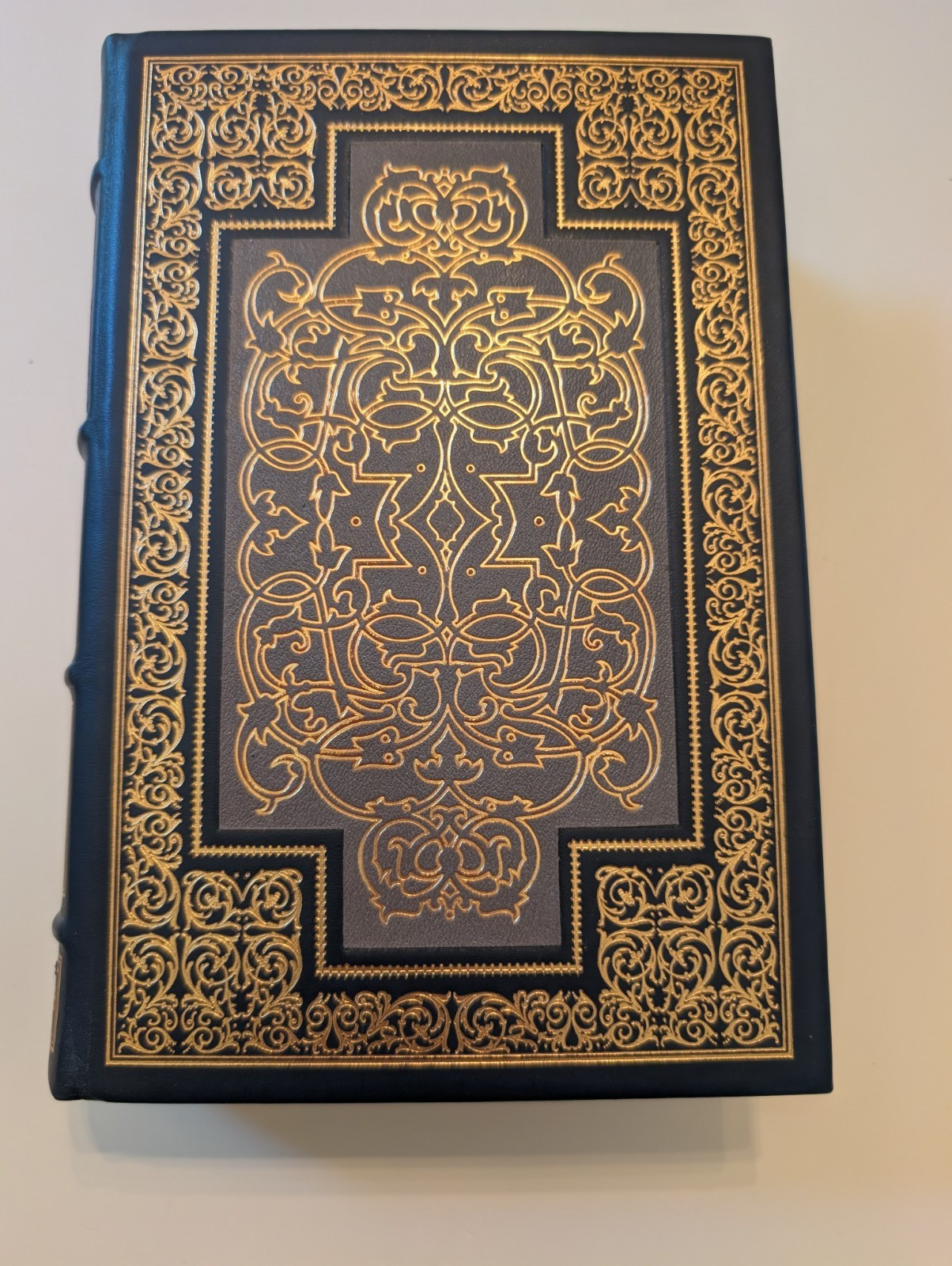 Franklin Library/Oxford University Press TOM JONES by Henry Fielding Deluxe