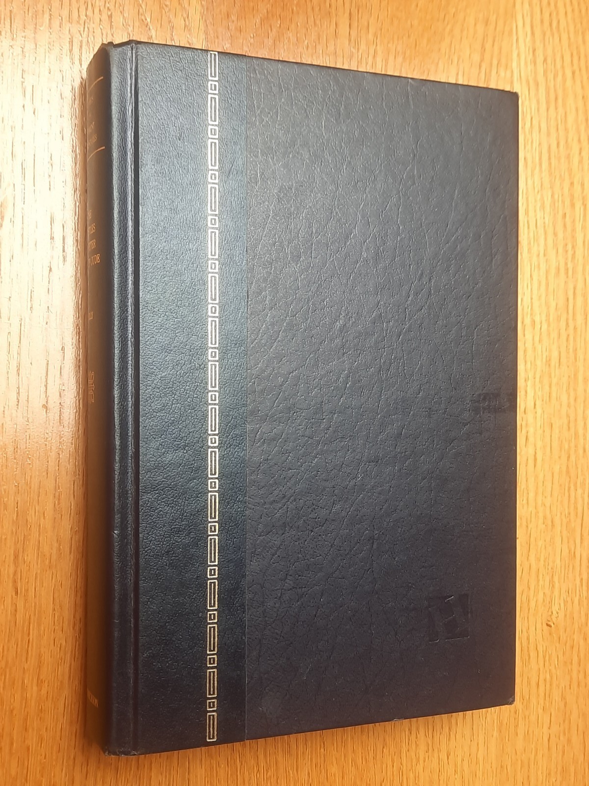 The Epistles of Peter & Of Jude by J.N.D. Kelly Bible Commentary 1st PRT