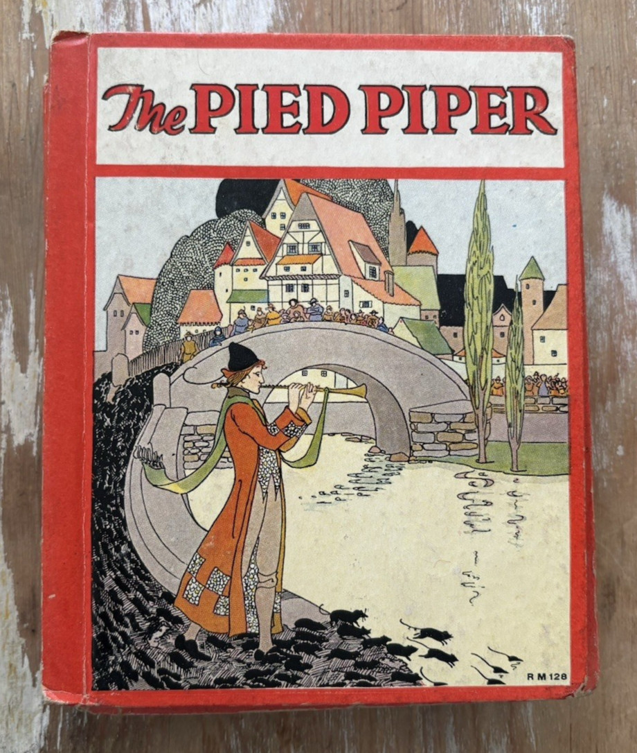 Vintage children’s story books Book Elf classics Cinderella Pied Piper ++ 1930’s
