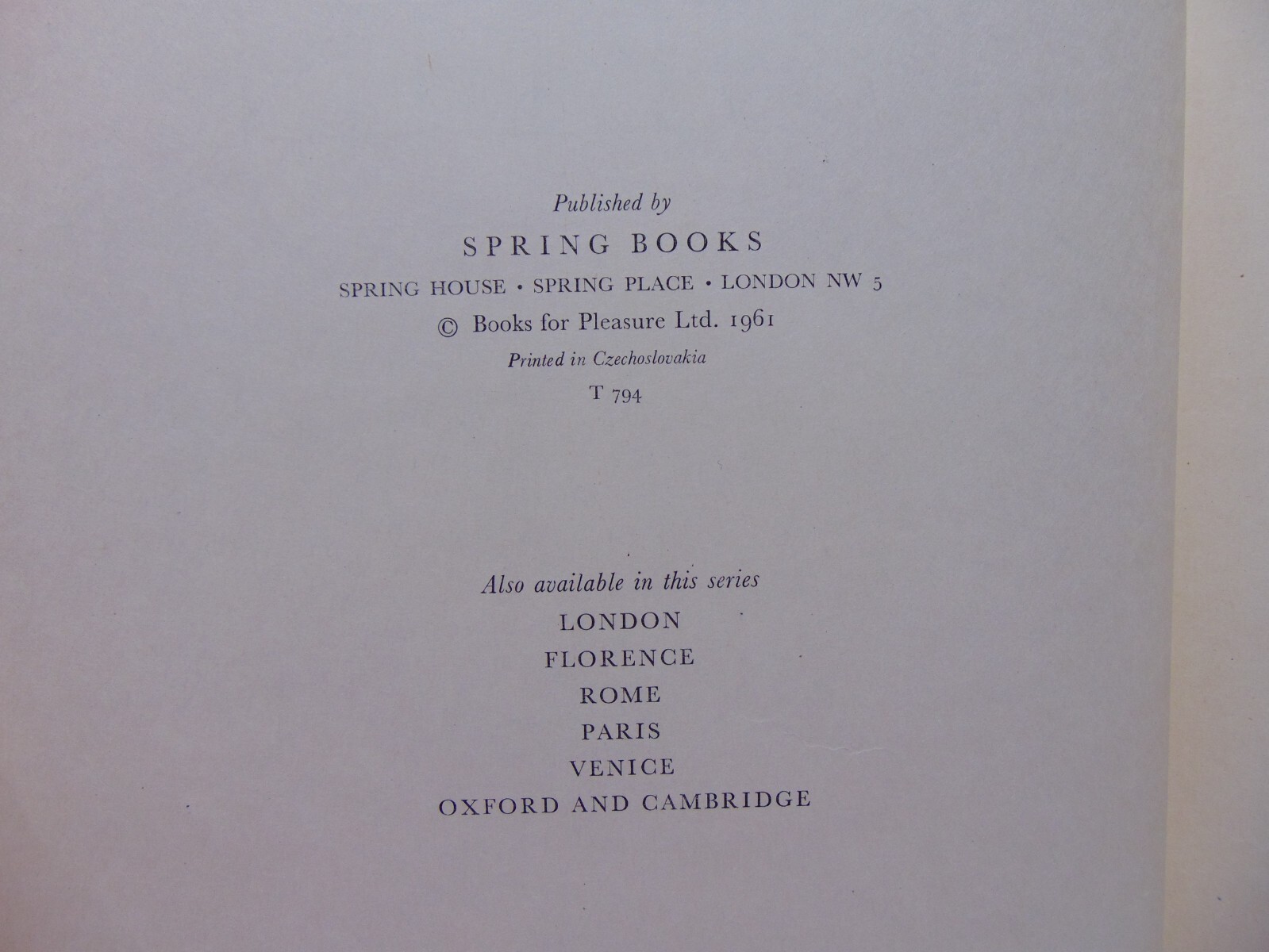 Dublin And Cork Photographed By R.S. Magowan (1961, HC) English/French/German