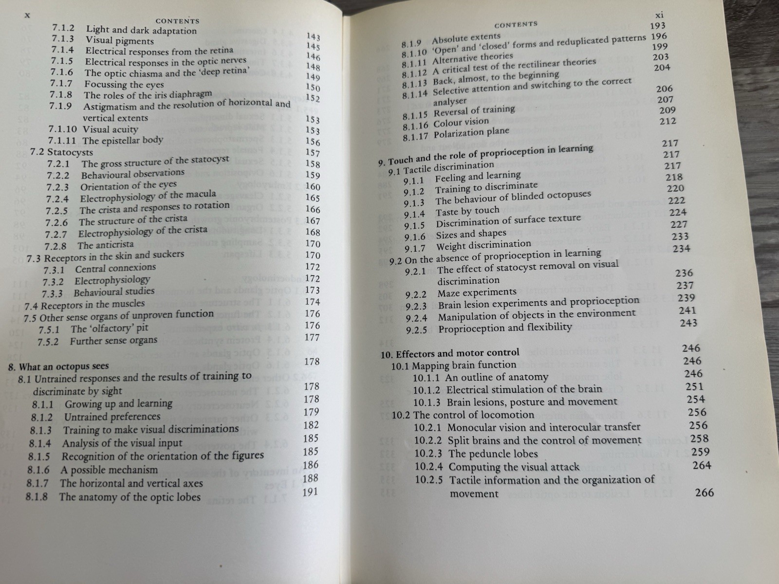 Wells OCTOPUS PHYSIOLOGY AND BEHAVIOUR hardcover learning training cephalopods