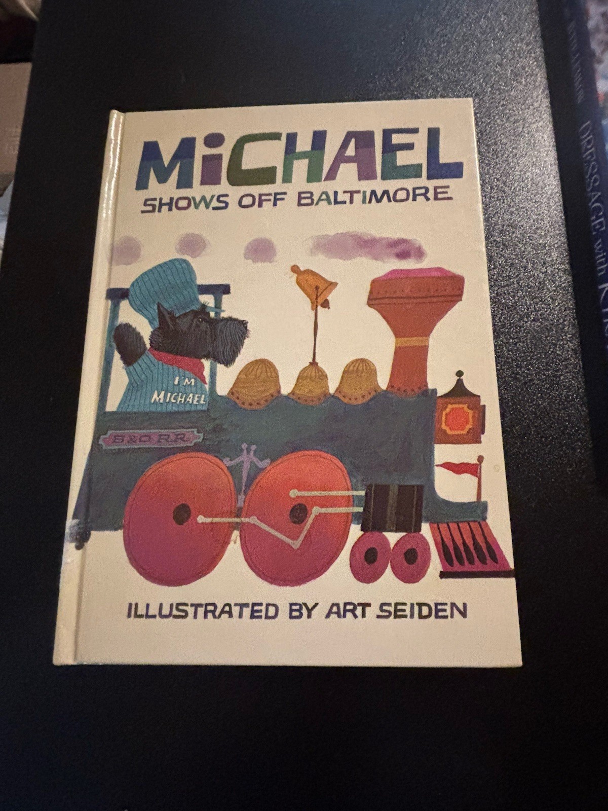 SCARCE SIGNED!!@. Michael Shows Off Baltimore by Art Seiden. VG+. 1st.