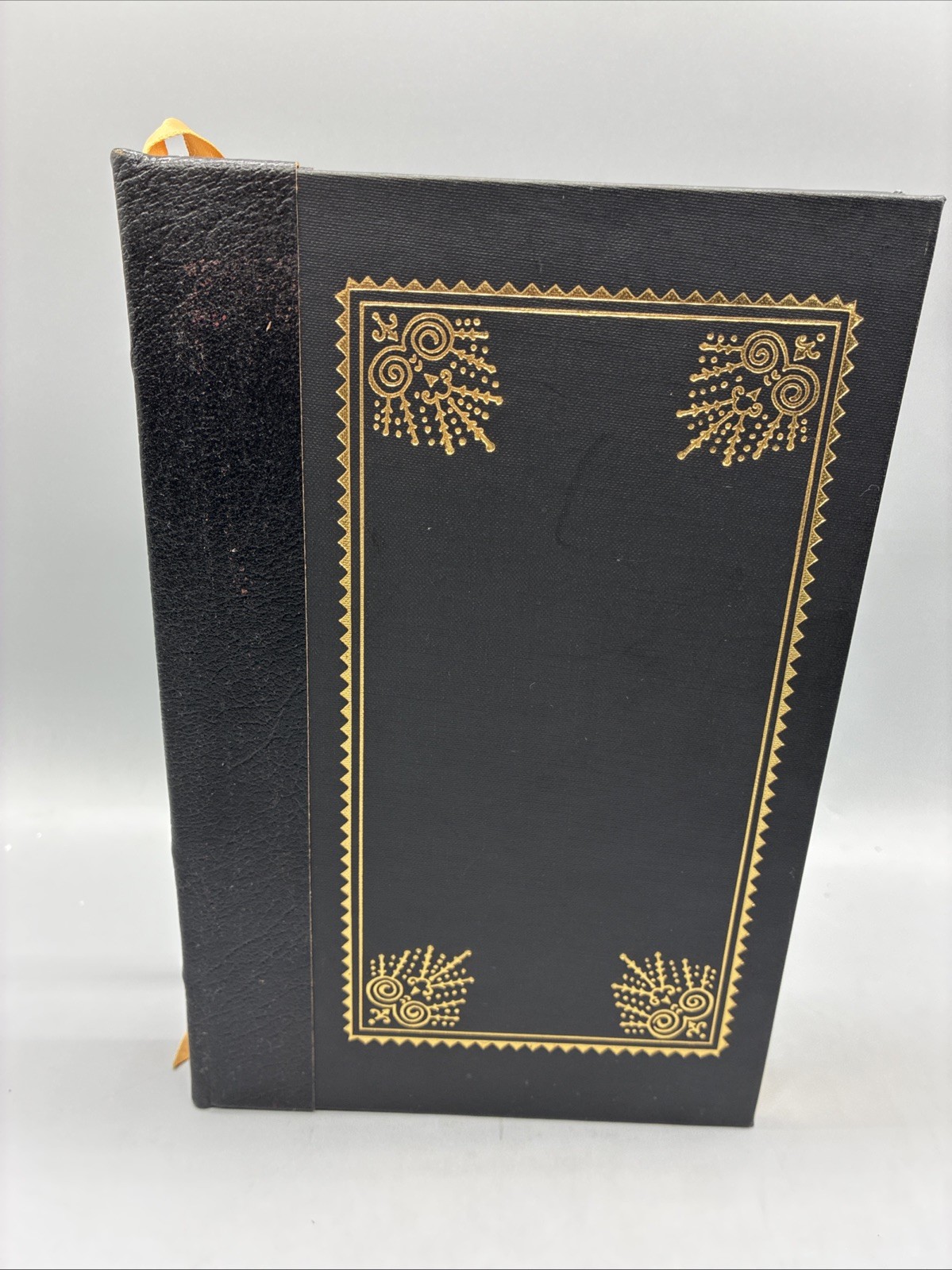 Capitalism And Freedom Milton Friedman Leather HC Classics Of Liberty Library