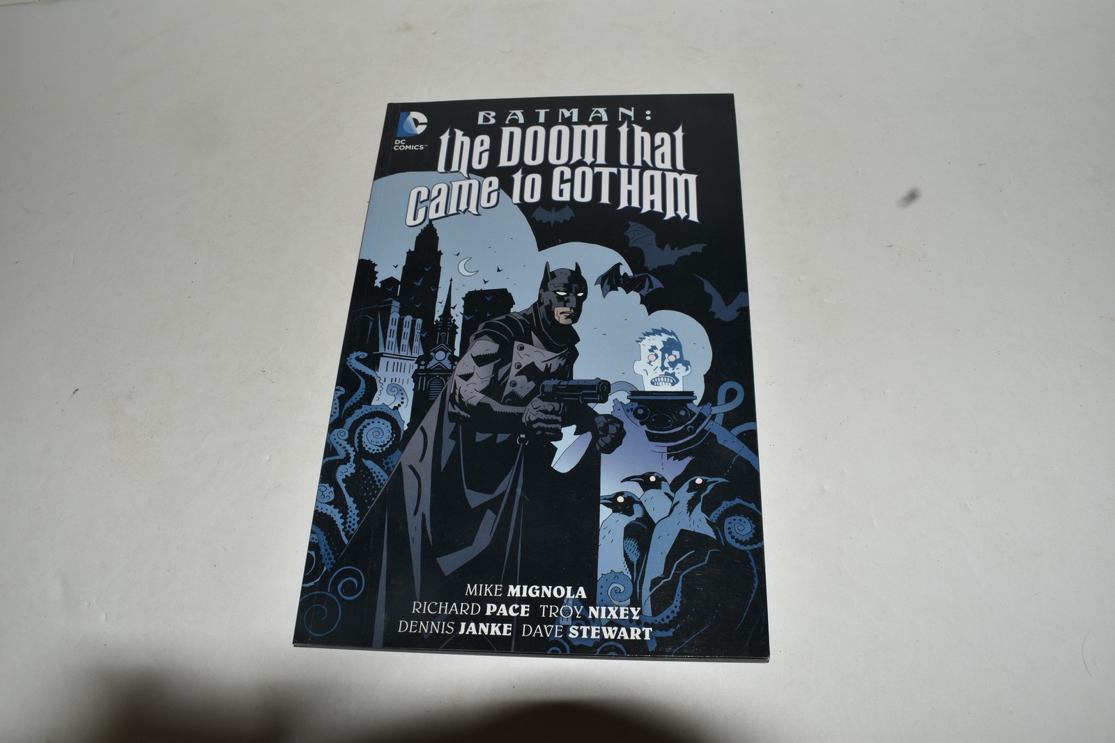 BATMAN: THE DOOM THAT CAME TO GOTHAM DC Comics Graphic Novel (RPB1110)