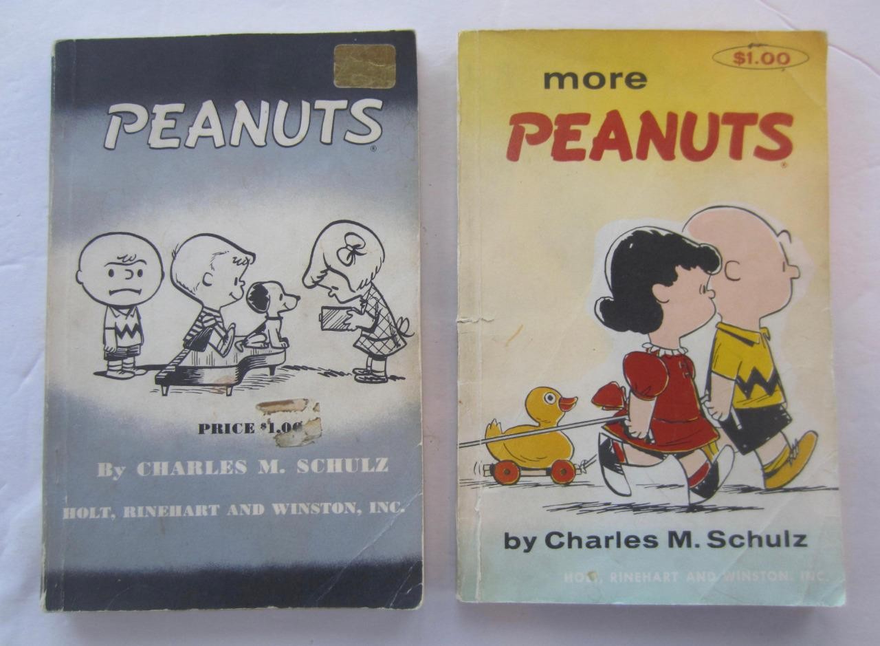 PEANUTS Vintage Comic Books ~ Charles M Schulz Charlie Brown Snoopy Linus 1960s