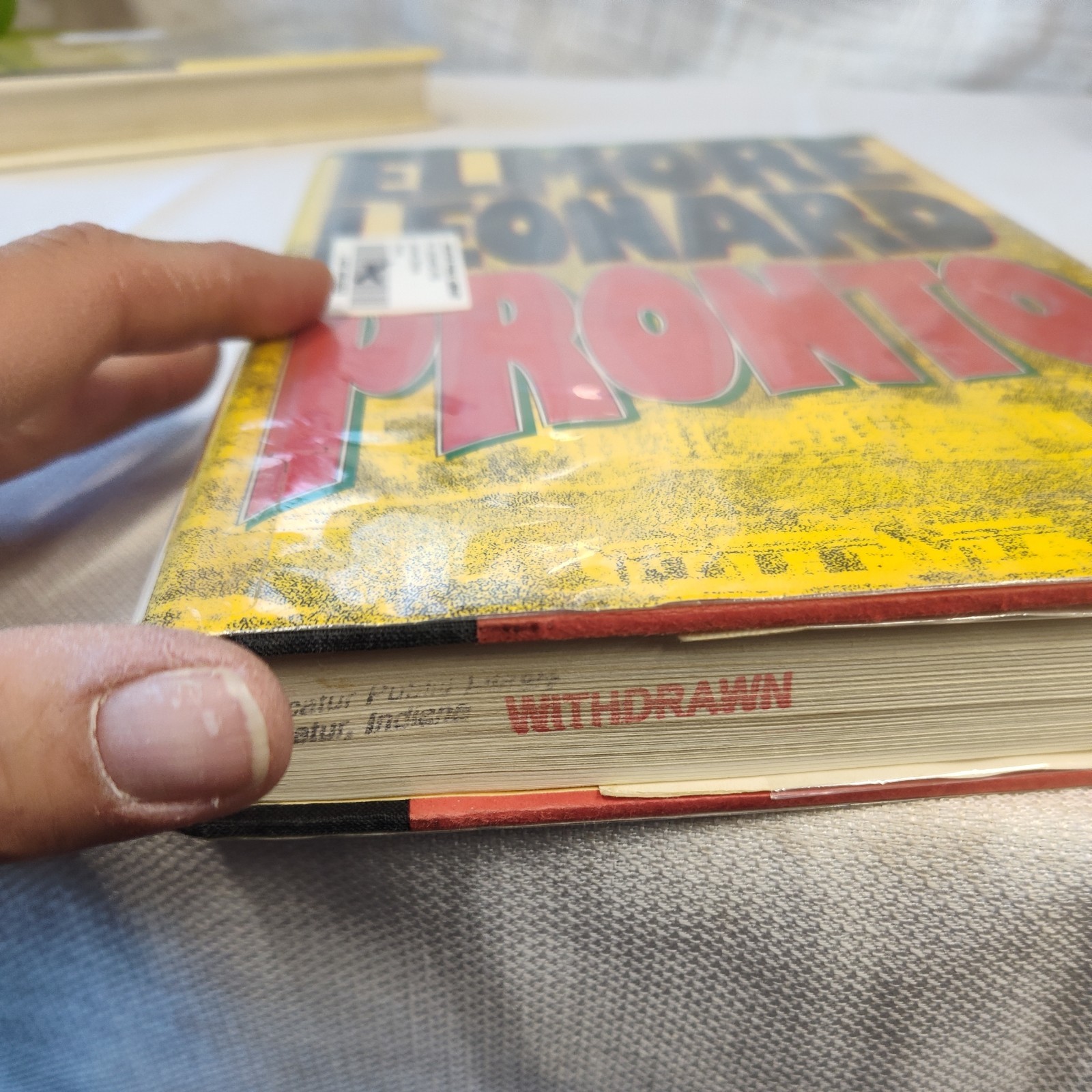 PRONTO Elmore Leonard 1st Edition First Printing MYSTERY Crime