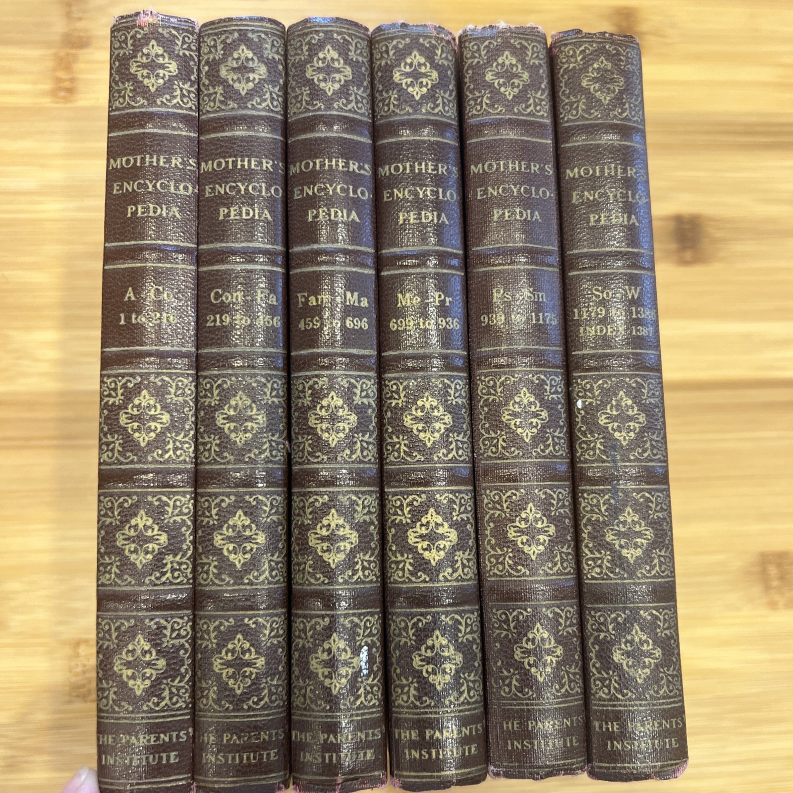 The Mothers Encyclopedia 1951 *COMPLETE Six Volume Set* Good Condition
