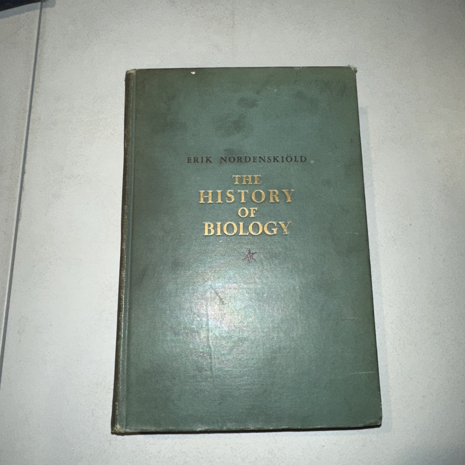 The History Of Biology. Nordenskiöld. 1935. Science.
