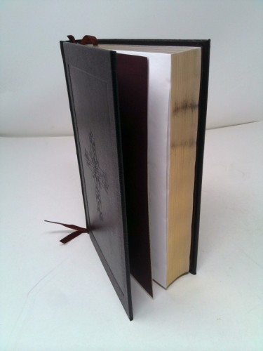 The Holy Bible: King James Version, Black, 1611 Edition Deluxe Hand-bound