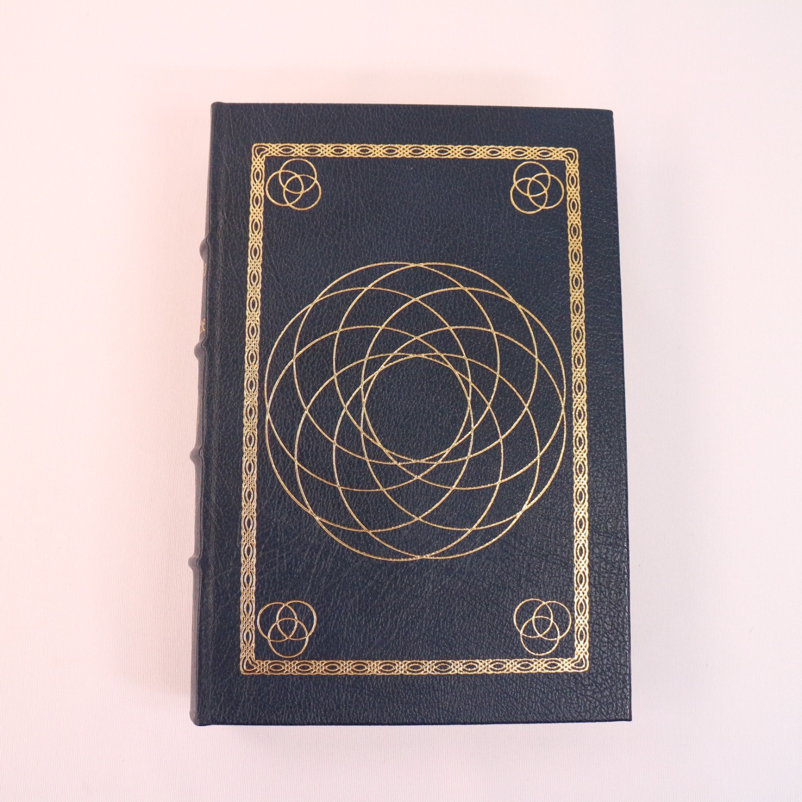 Leonardo the Florentine A Study in Personality by Rachael Annand Taylor Leather