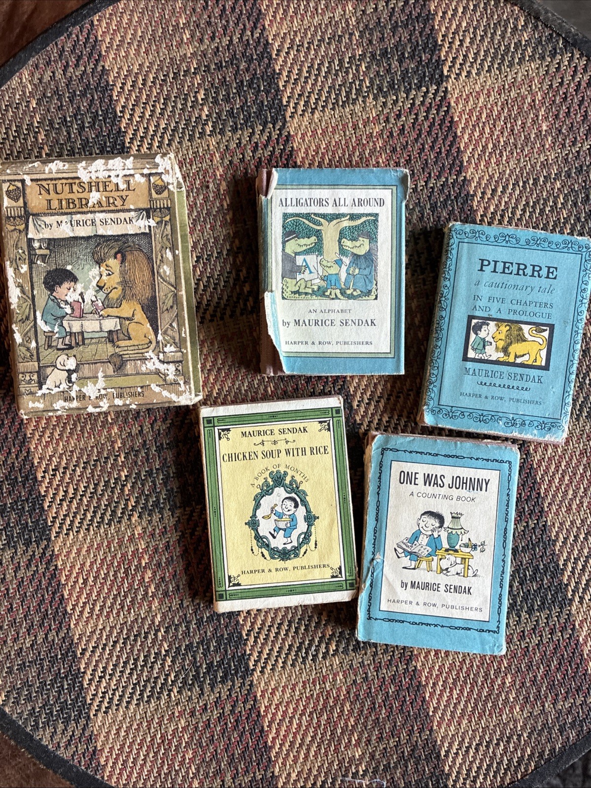 *Nutshell Library by Maurice Sendak 1962. 1st Edition. Box of 4 Little Books
