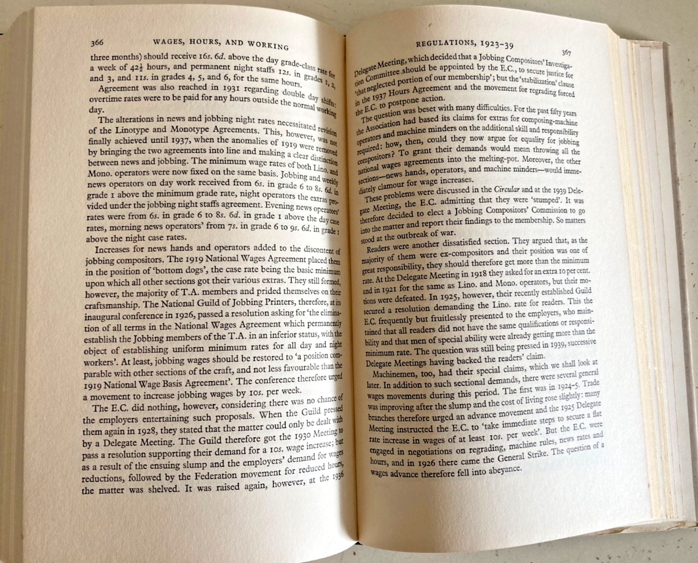 THE TYPOGRAPHICAL ASSOCIATION -IT’S ORIGINS AND HISTORY UP TO 1949 A E MUSSON.