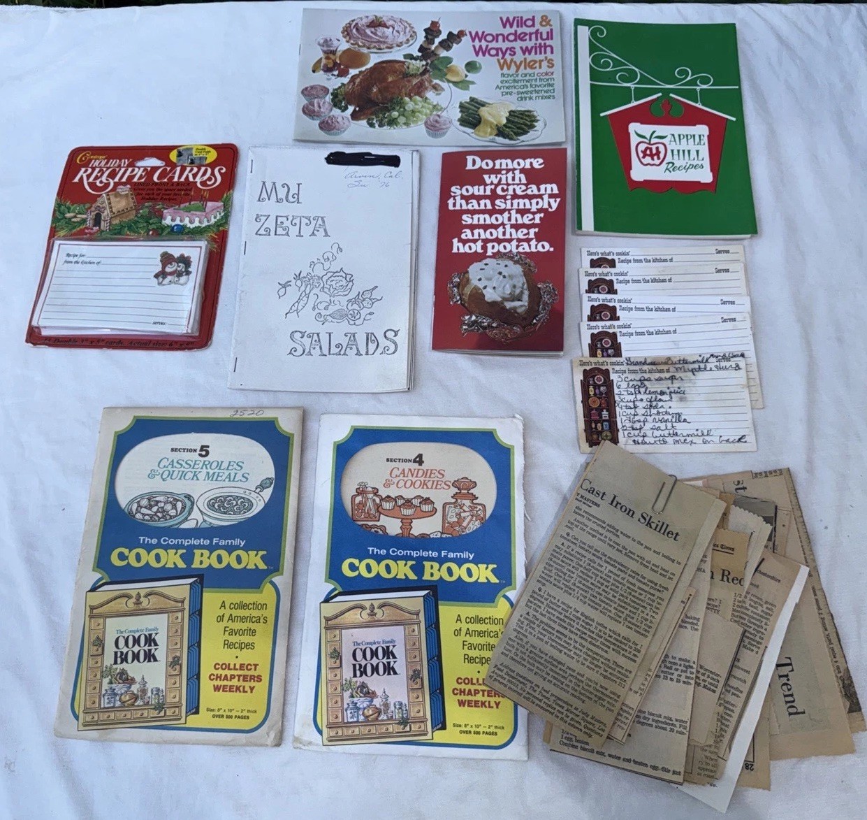 Various Vintage Small Cookbooks ,Recipe’s, cards hand written, newspaper etc