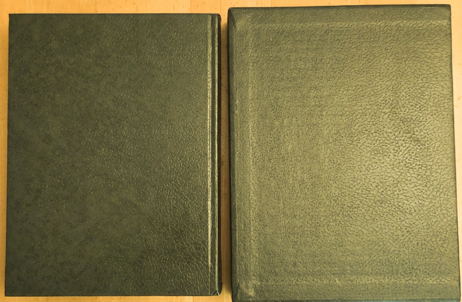 The Hobbit by Tolkien H/C Book 1966 Deluxe Collector’s Edition Hard Cover