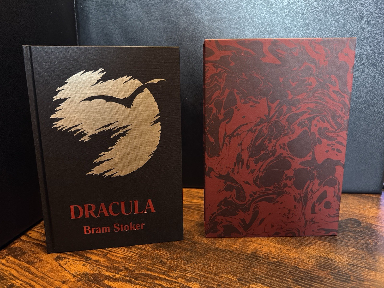 Dracula Folio Society Illustrated Edition Bram Stoker Hardcover With Slipcase
