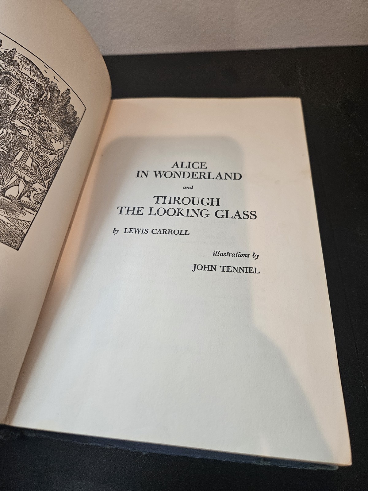 Best Loved Classics Alice in Wonderland Through the Looking Glass L Carroll HC