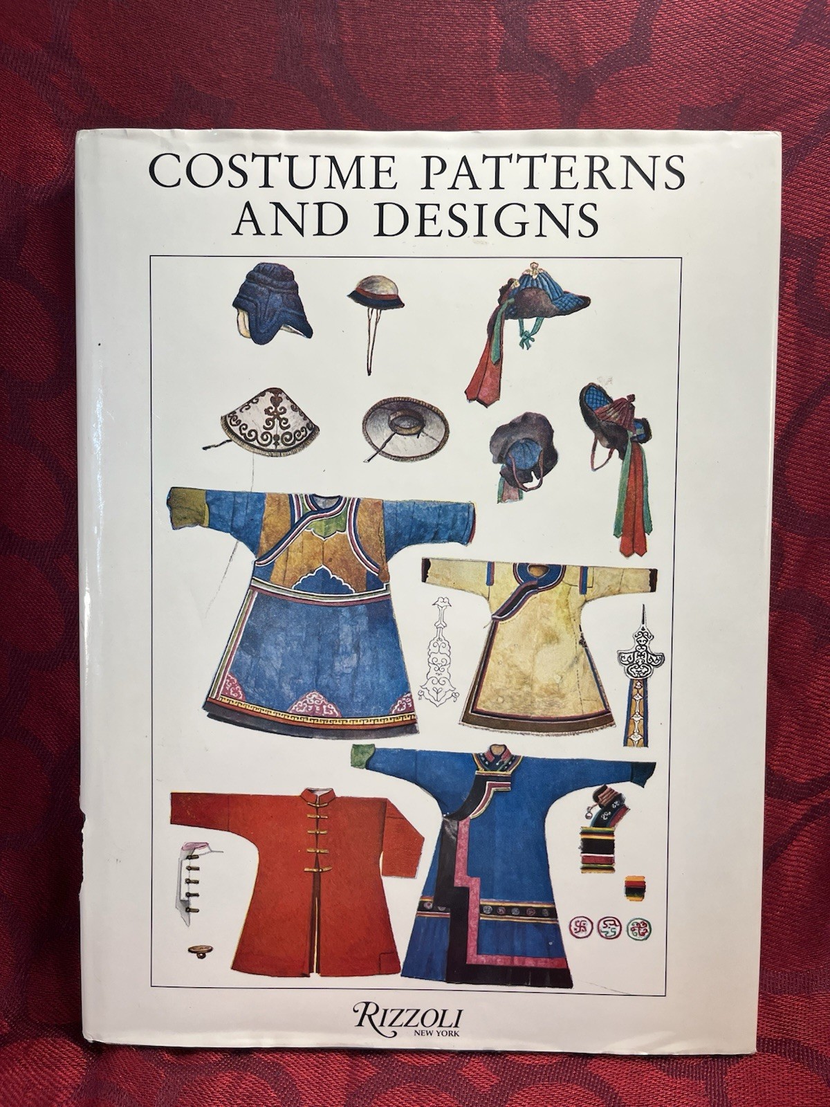 Rizzoli New York~ Costume Patterns and Designs 1990 Max Tilke — 8378