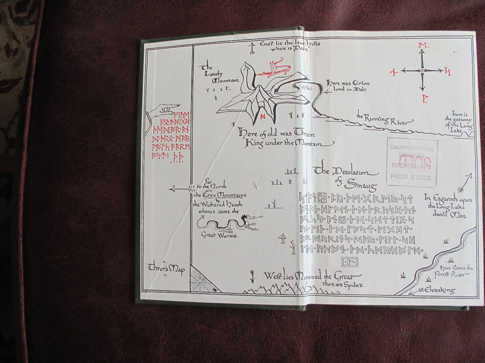 THE HOBBIT – J.R.R. TOLKIEN – 4TH EDITION/5TH IMPRESSION 1985.