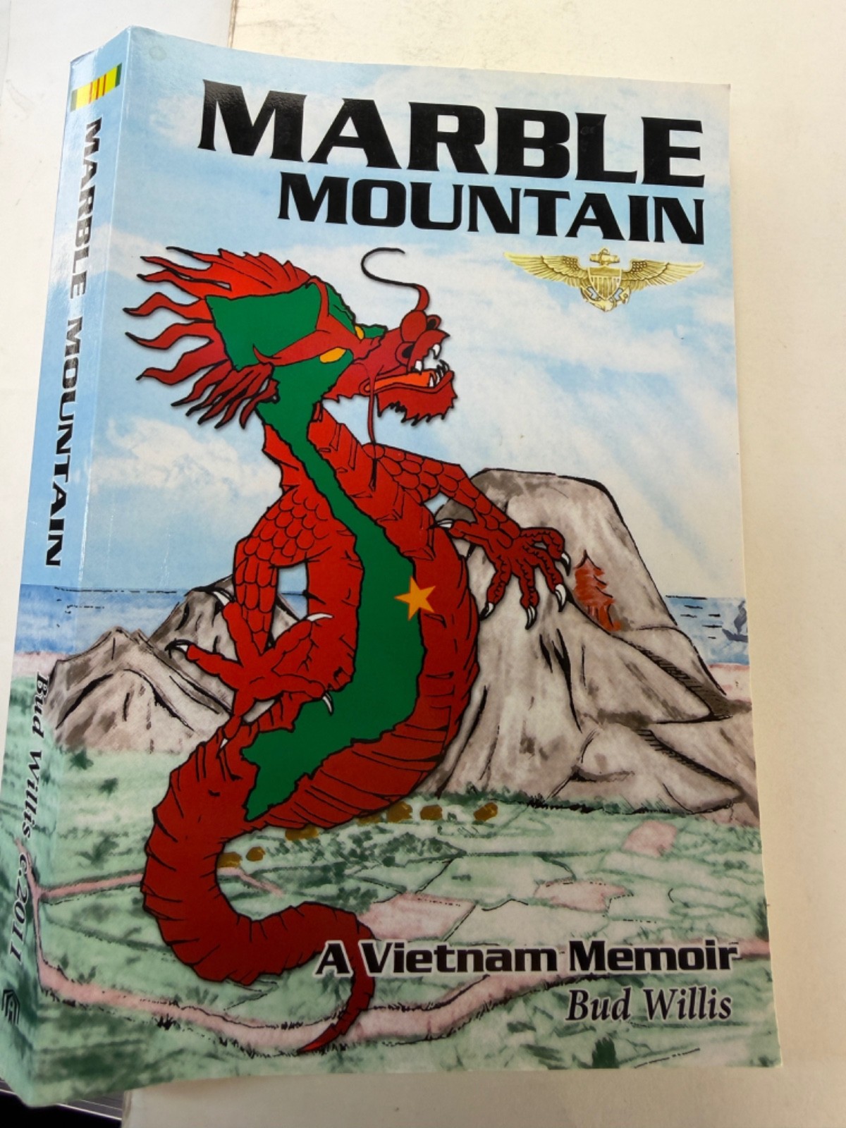 Marble Mountain : A Vietnam Memoir – Bud Willis SIGNED 2011 nice SC