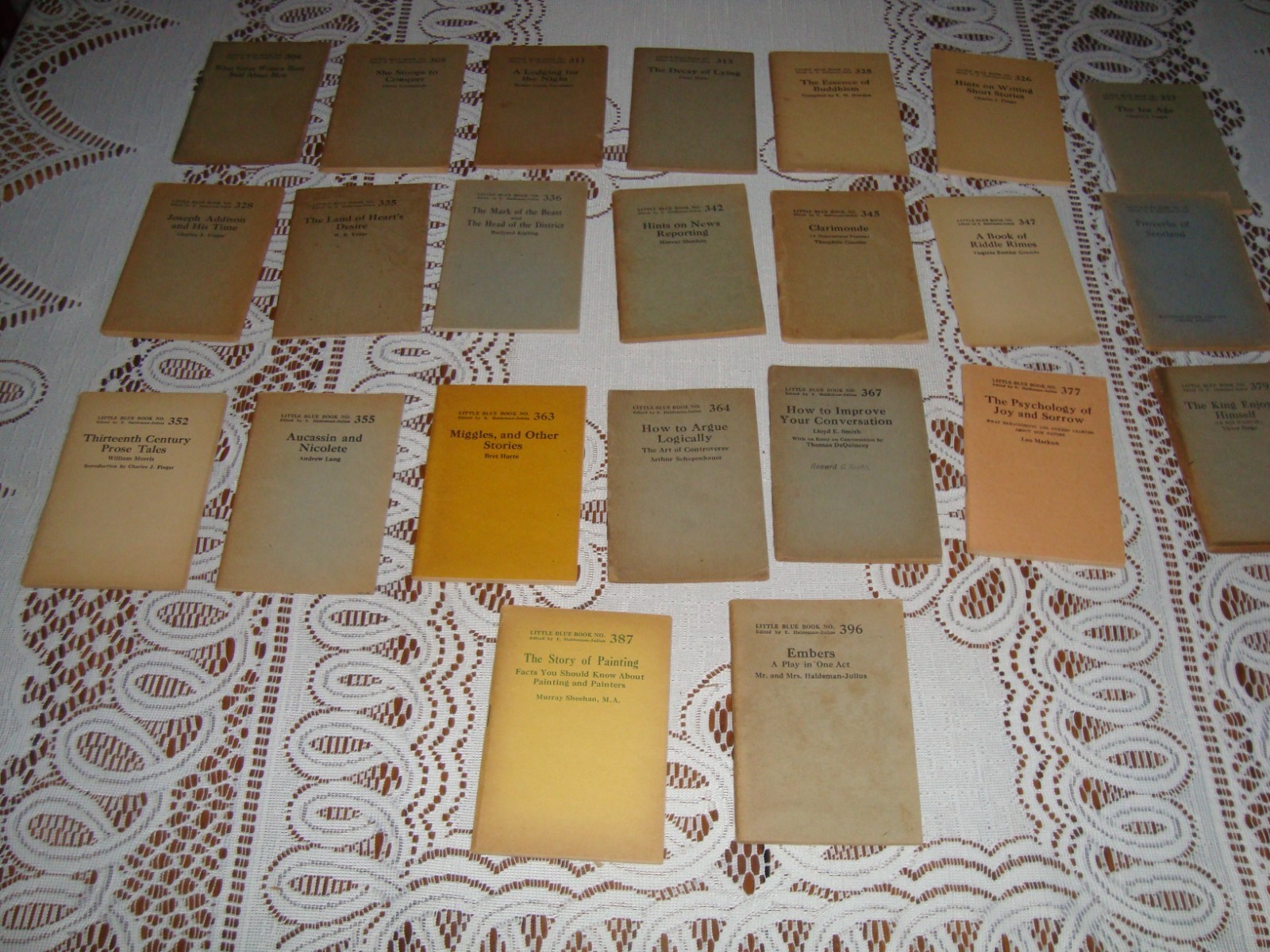 23 different Little Blue Books, 300 series (range 304-396), print c. 1928