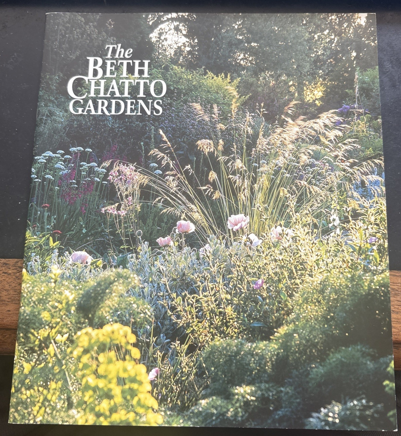 The Beth Chatto Gardens Elmstead Market Colchester Vintage Guidebook 2002 GOOD