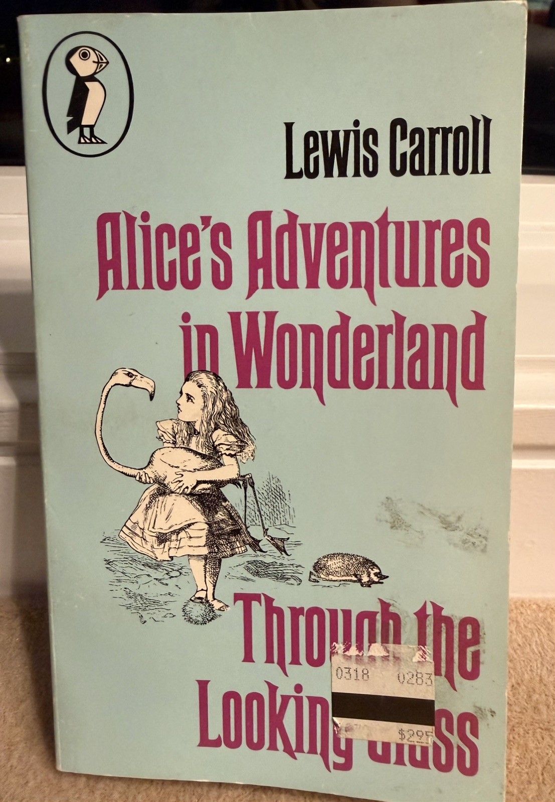 Vintage Alice’s Adventures in Wonderland & Through Looking Glass PB Book 1981