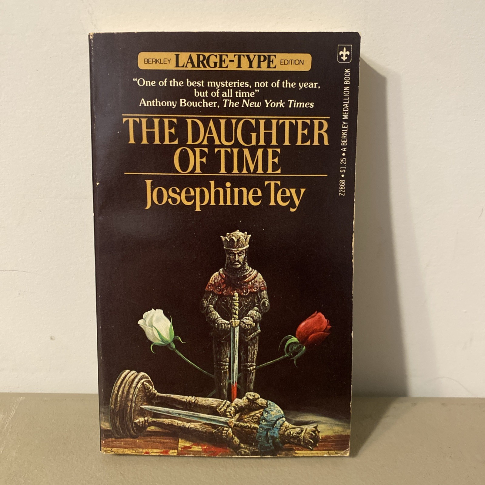 THE DAUGHTER OF TIME by Josephine Tey (1975) Berkley LARGE PRINT Edition PB