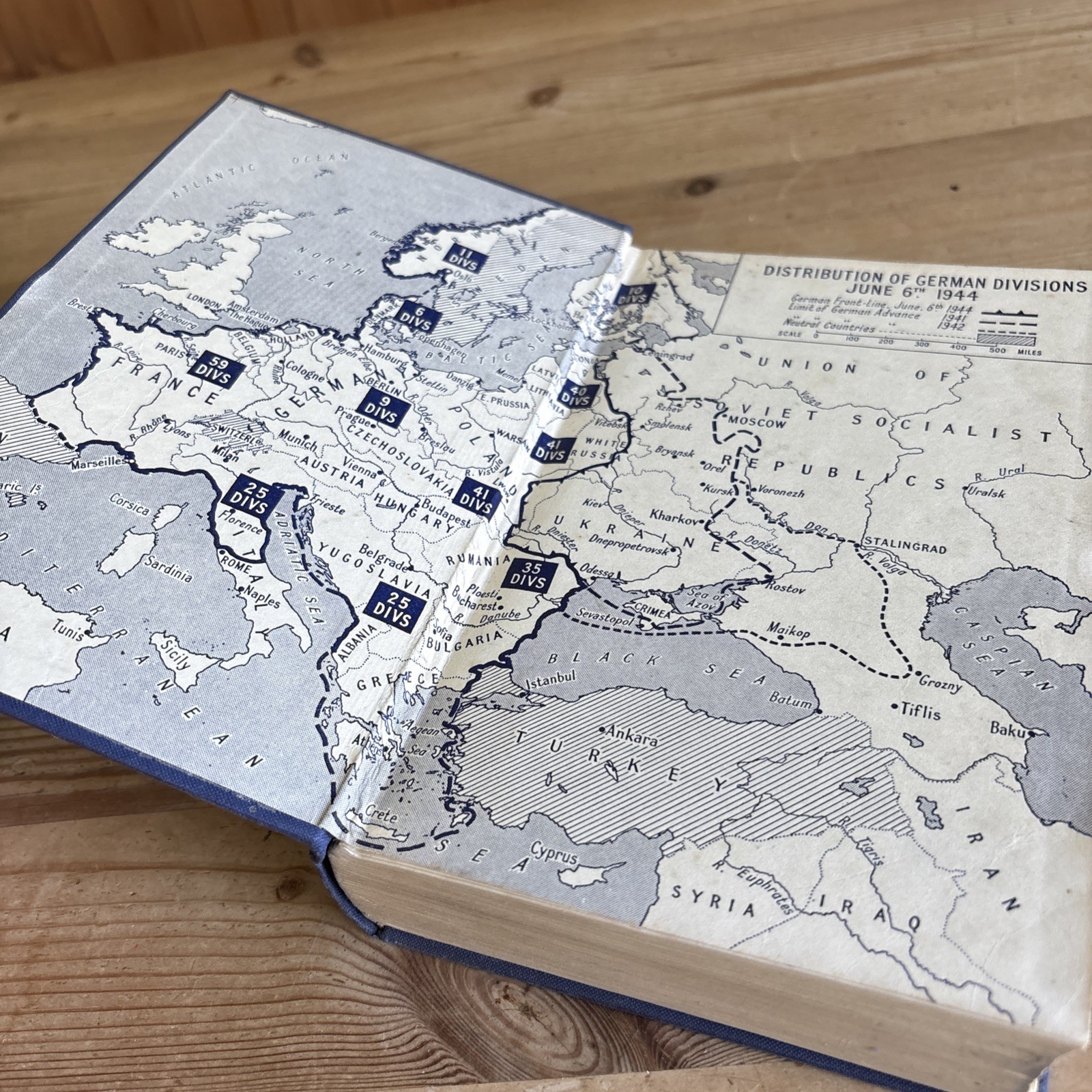 Second World War – The Struggle For Europe, Chester Wilmot, Reprint Society 1956