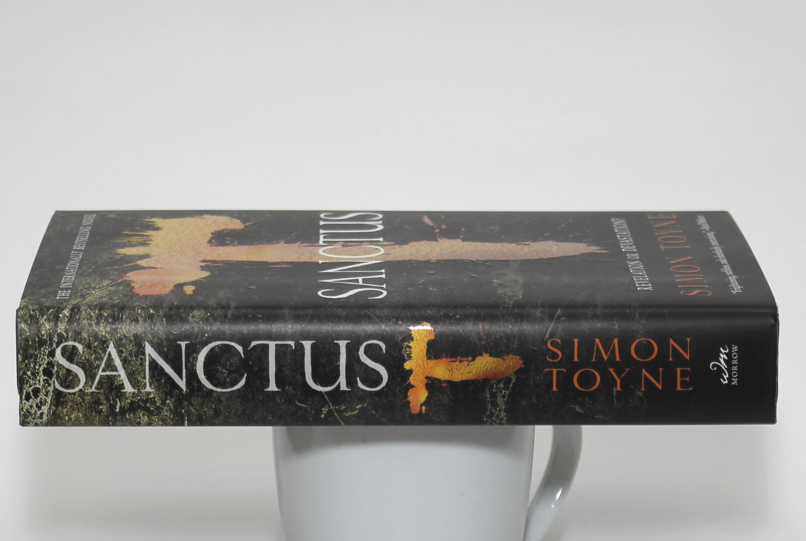 Signed/Inscribed! SANCTUS by Simon Toyne – William Morrow2011 1st Edition HC/DJ