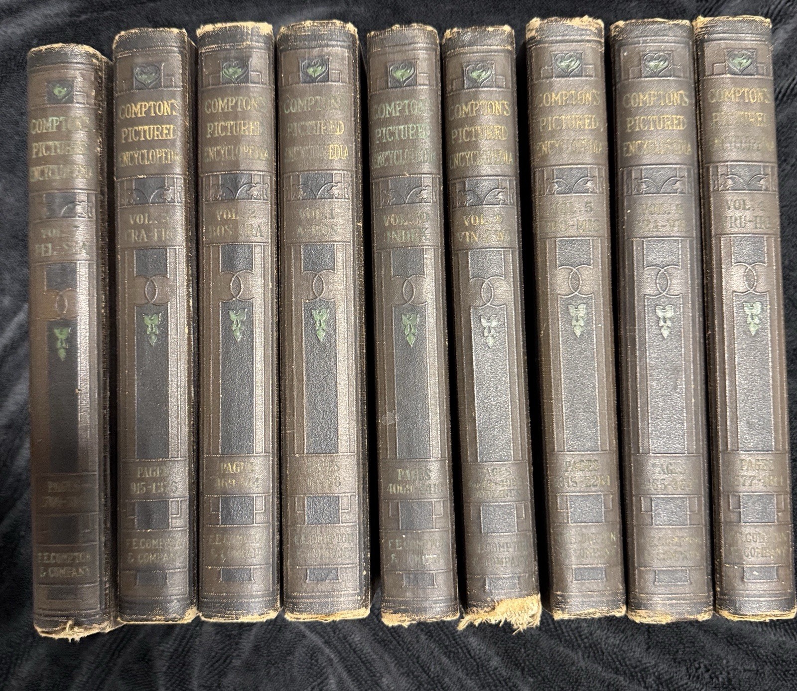 Compton’s Pictured Encyclopedia 9-Volume Set (1920)Vintage