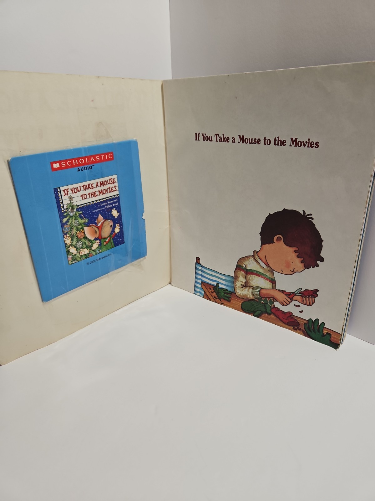 Listening Library. Christmas/snow Lot. 8 Books With CD’s. Pre Owned Books And CD