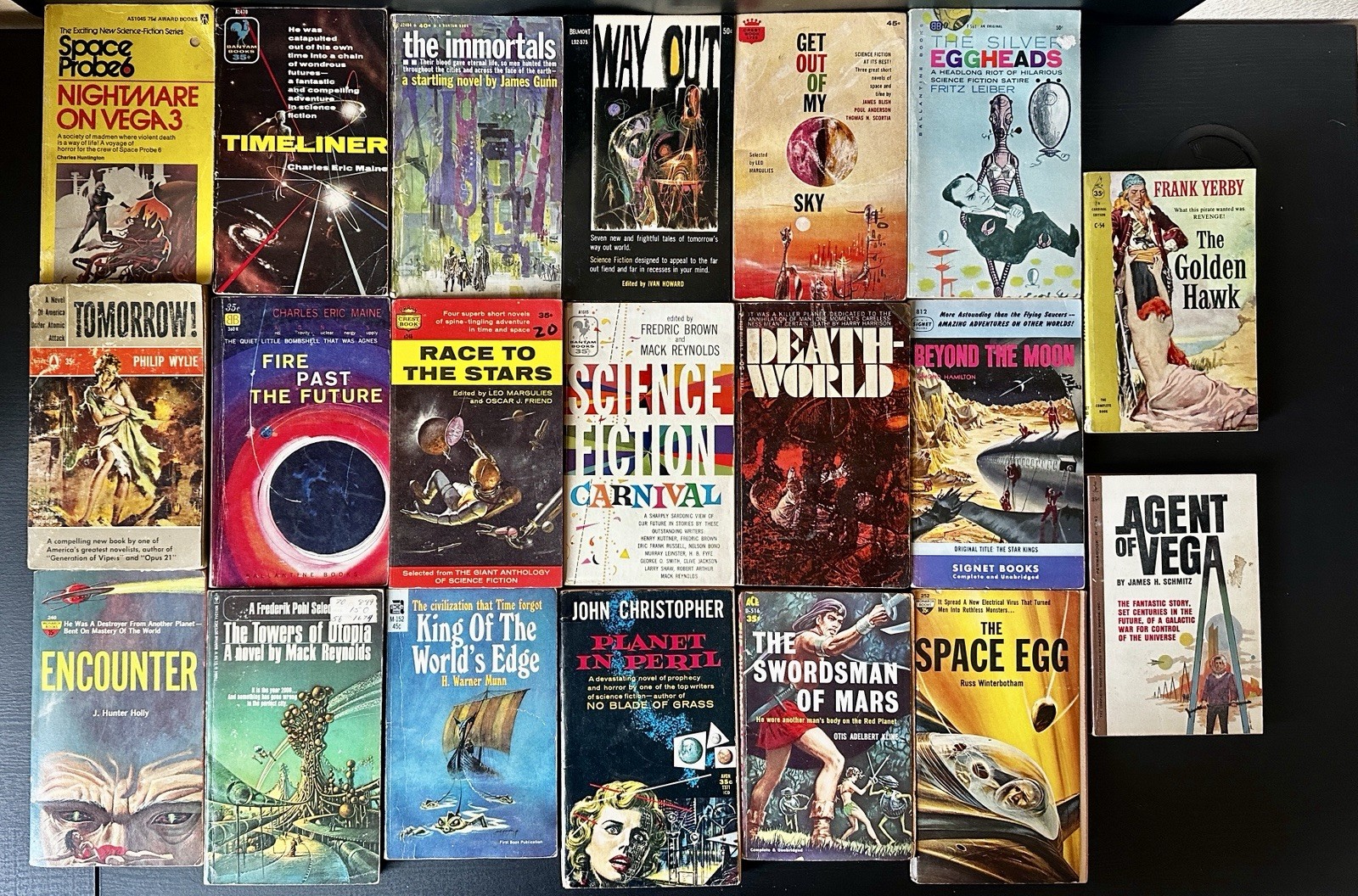 20 VINTAGE SCIENCE FICTION BOOKS LEIBER, MAINE, YERBY & MORE