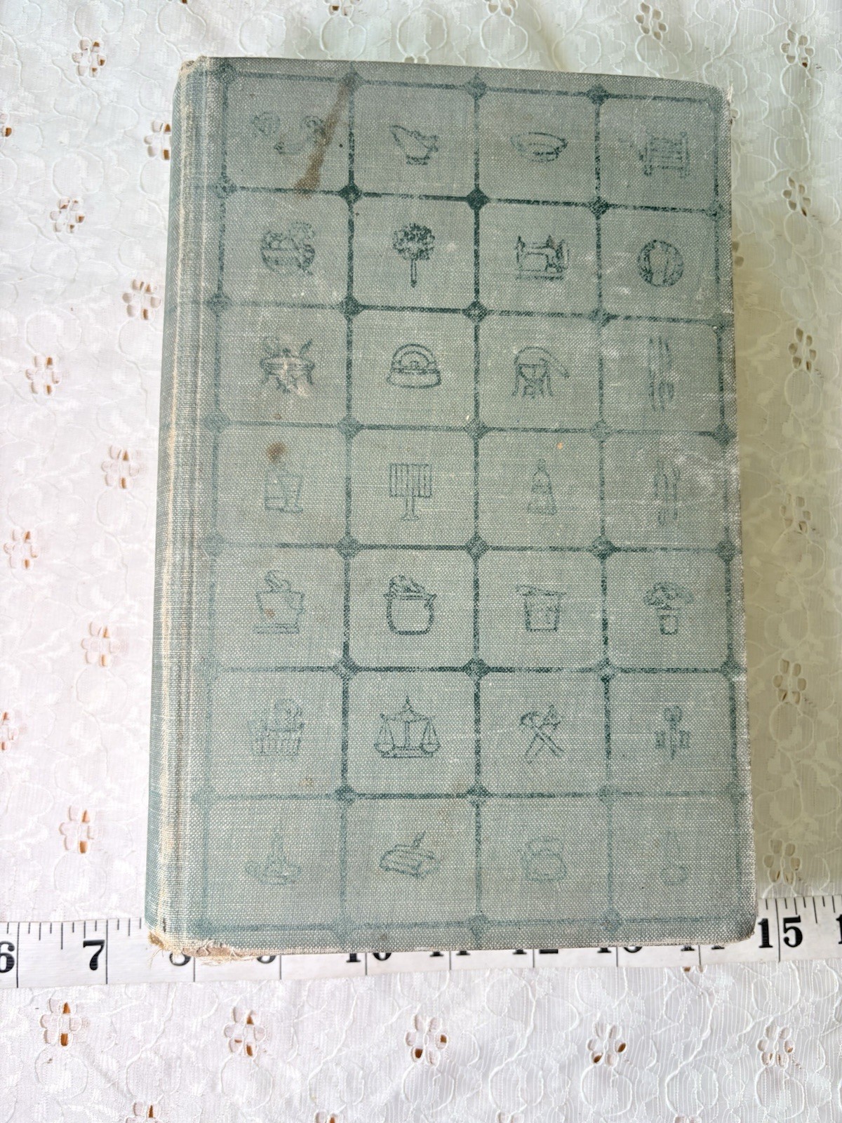 Vintage Encyclopedia Household Discoveries and Mrs. Curtis’s Cook Book 1909