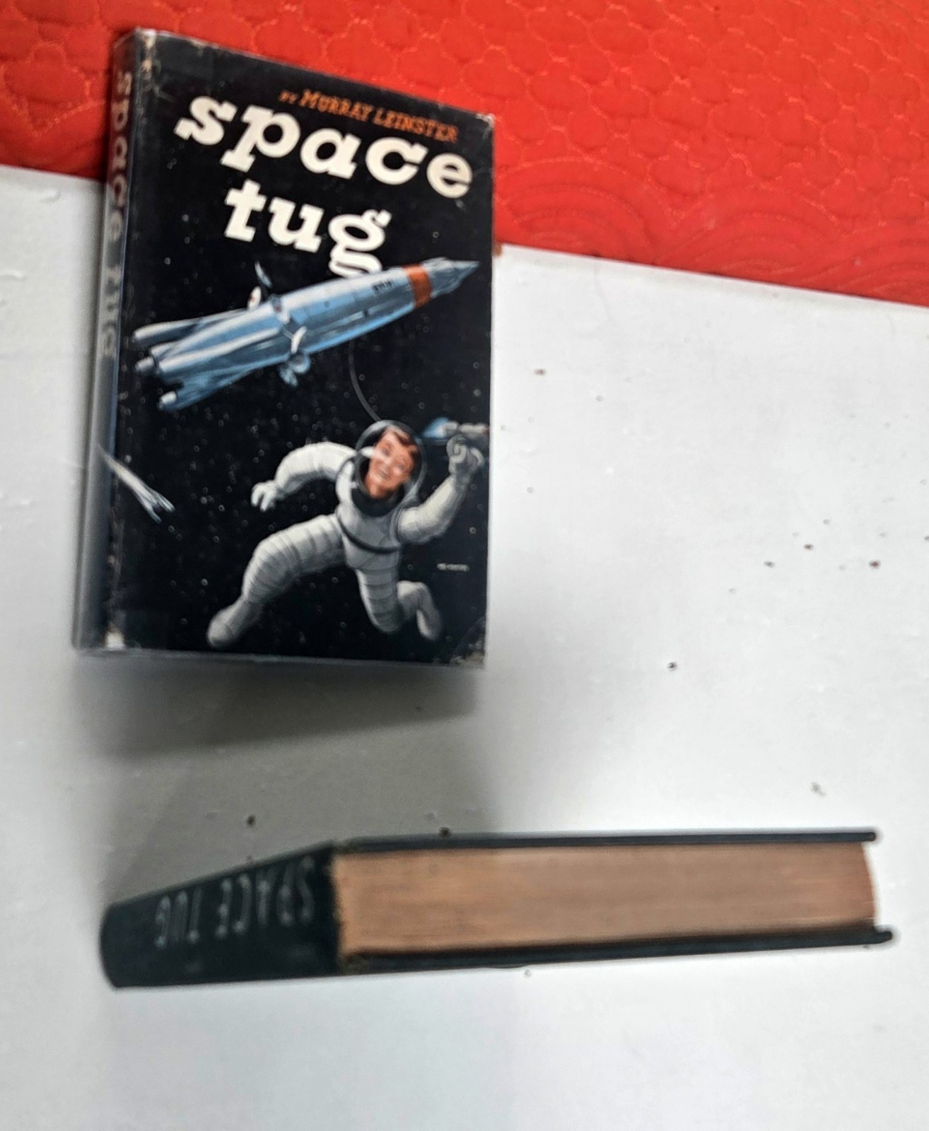 SPACE TUG SIGNED FIRST EDITION MURRAY LEINSTER SCI-FI 1st printing