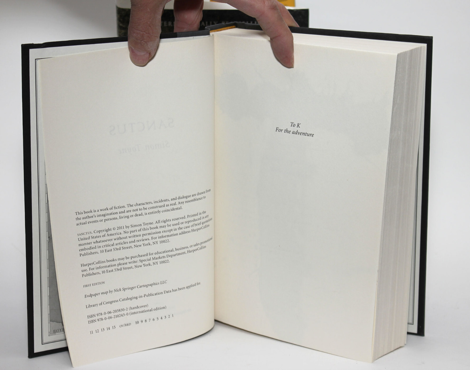 Signed/Inscribed! SANCTUS by Simon Toyne – William Morrow2011 1st Edition HC/DJ