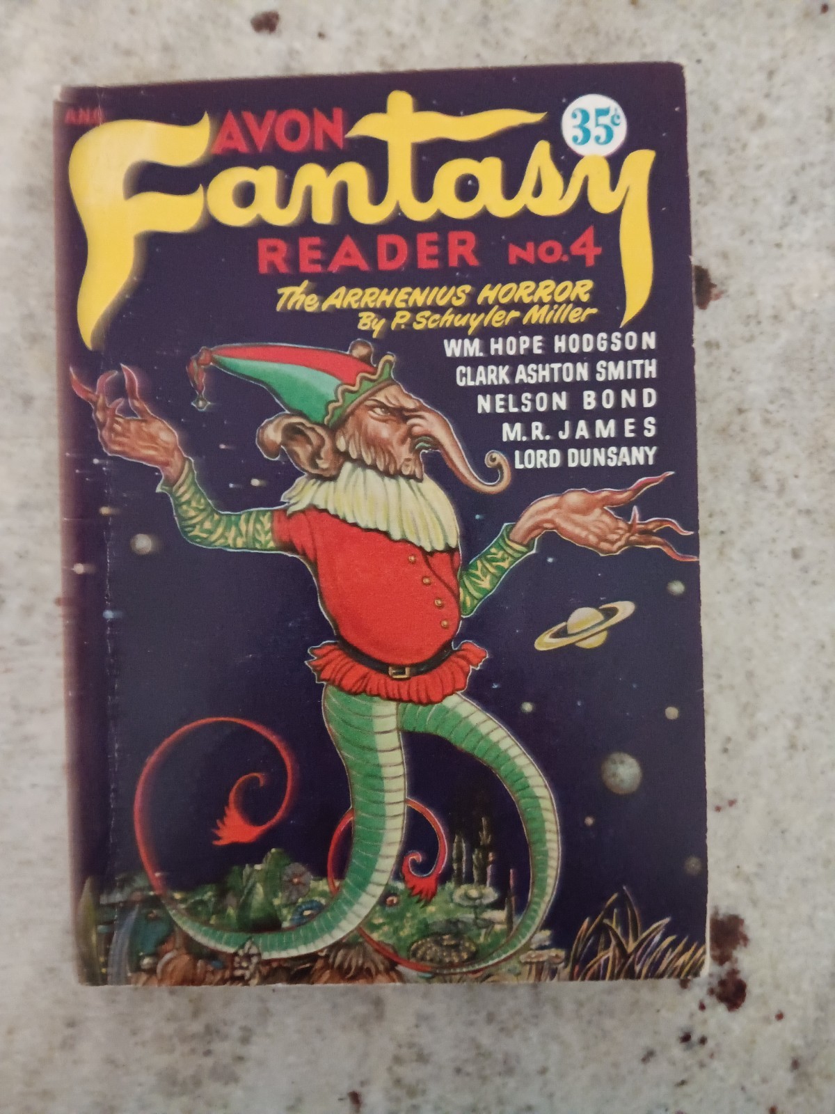 Avon Fantasy Reader, #4; Vintage Paperbacks; Pub. 1947; VG