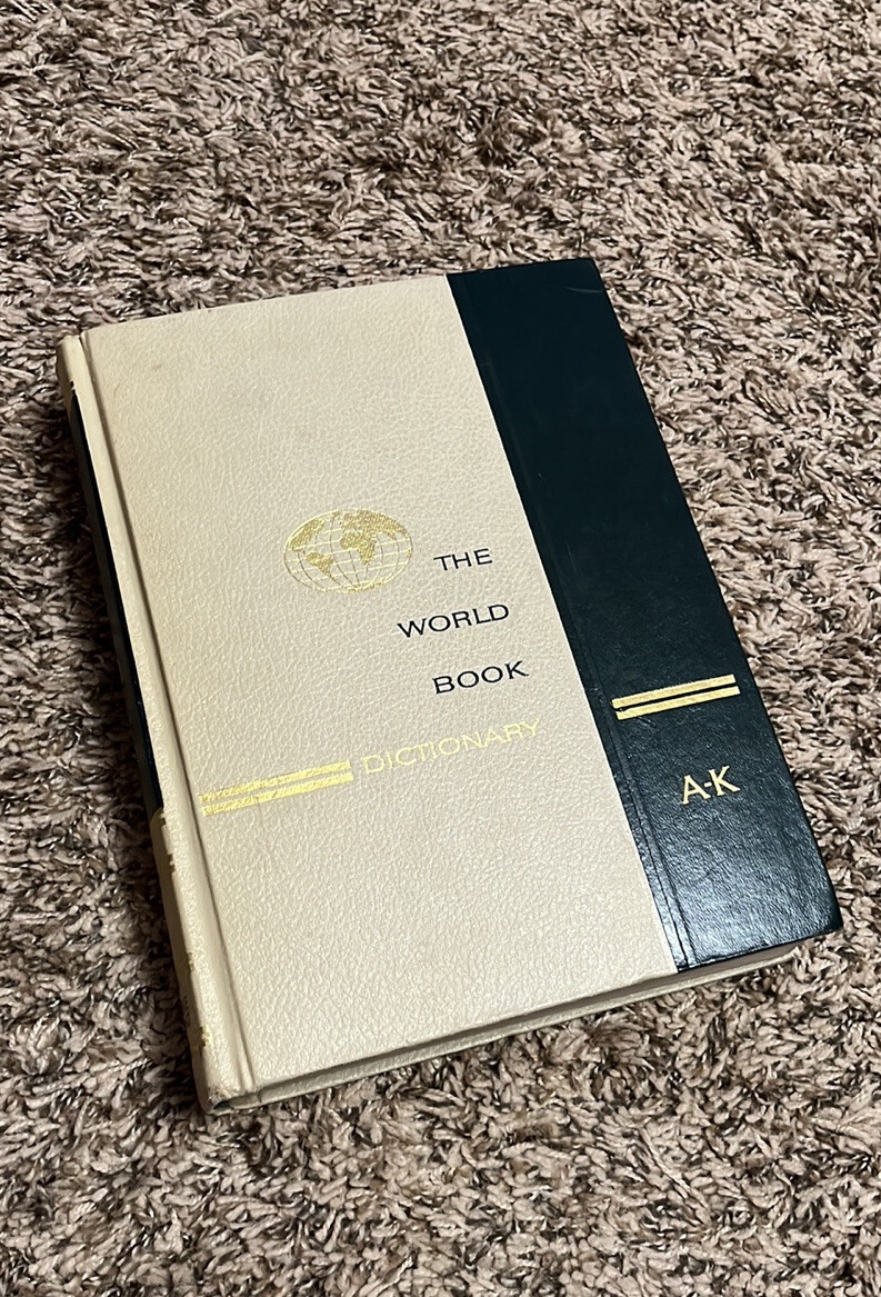THE WORLD BOOK DICTIONARY A-K Volume 1 Vintage 1968 Thorndike Barnhart Hardcover