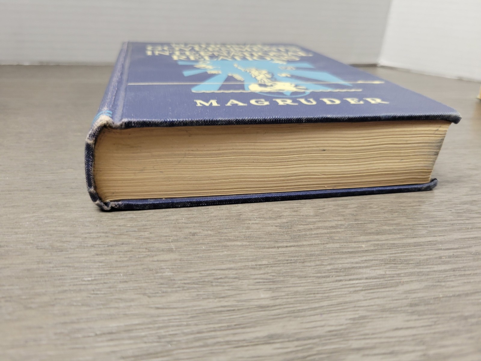 NATIONAL GOVERNMENTS AND INTERNATIONAL RELATIONS HB Frank Abbott Magruder VTG
