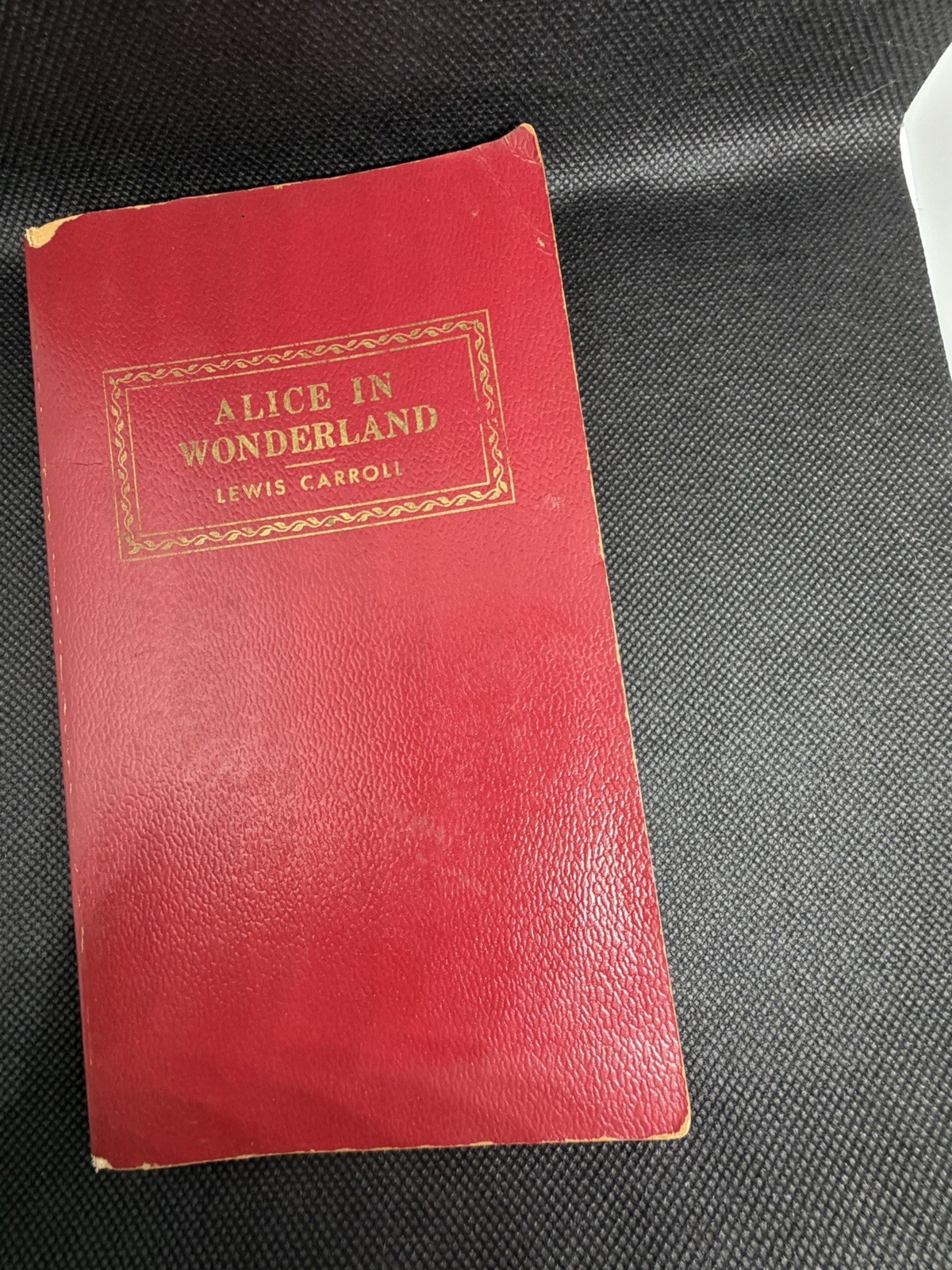 ALICE IN WONDERLAND, Lewis Carroll, Award Books Inc Has Damage