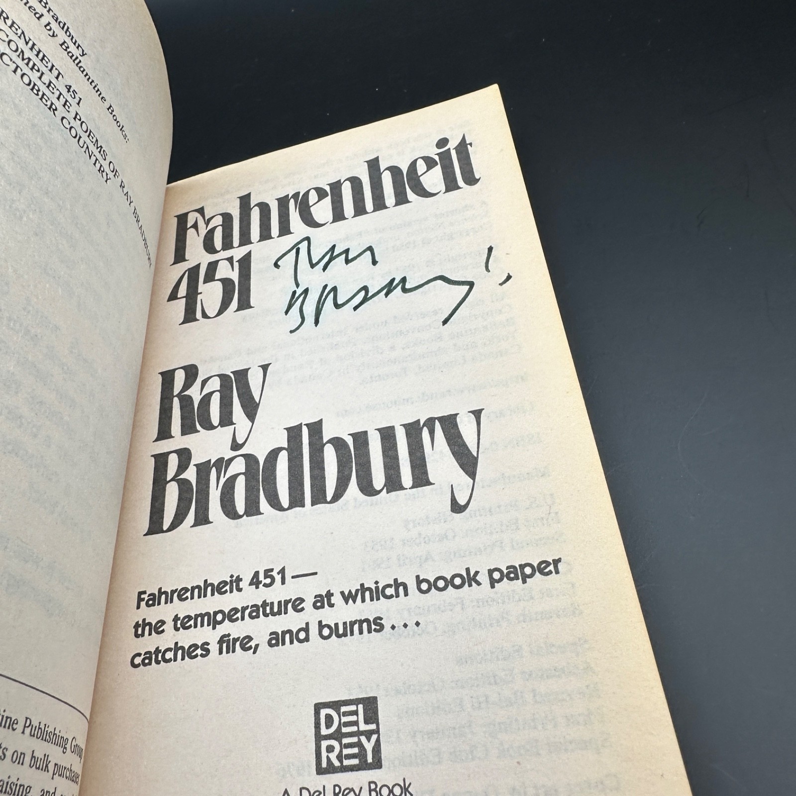 SIGNED Ray Bradbury Fahrenheit 451 Book 1991 Autographed