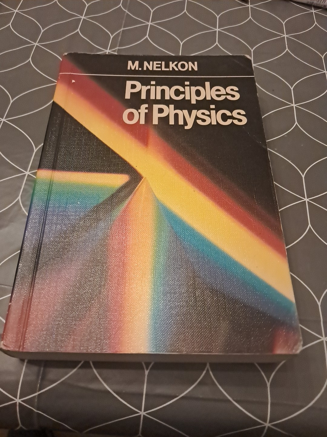 Vintage Principles of Physics by M. Nelkon 1968 Reprint Chatto & Windus Hardback
